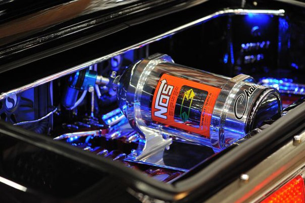 Газ для азотного ускорителя в двигателе